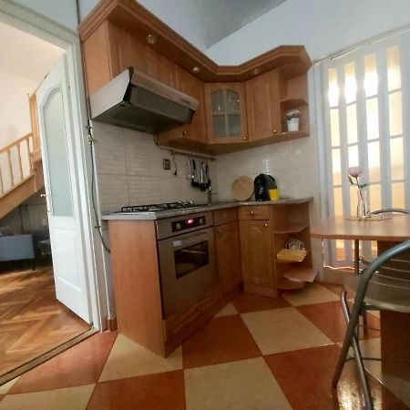 Ferjoe'S Home Apartman บูดาเปสต์ ภายนอก รูปภาพ