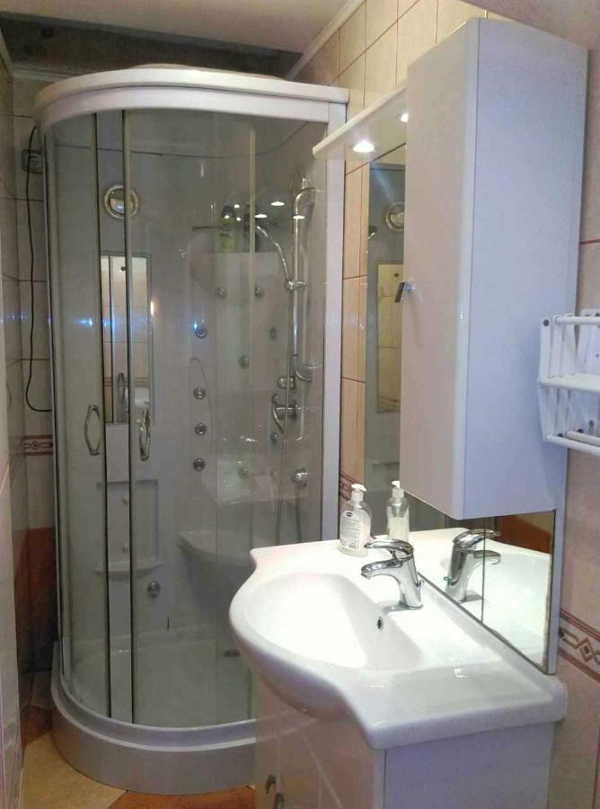 Ferjoe'S Home Apartman บูดาเปสต์ ภายนอก รูปภาพ